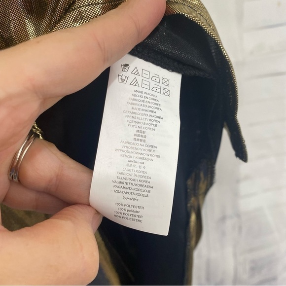 Michael Kors Gold Black Long Sleeve Cold Shoulder Shirt Long Sleeve Blouse Foil - Picture 10 of 12